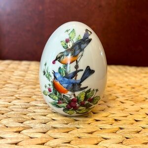 Vintage Avon Collectible Egg